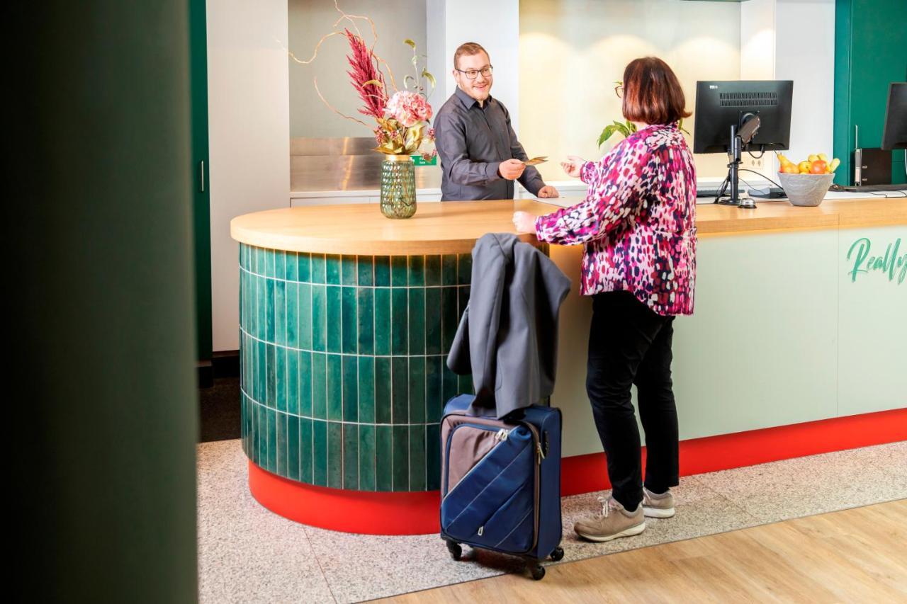 Achat Hotel Stuttgart Airport Messe Exterior foto